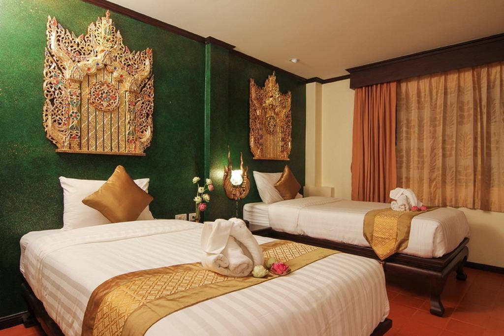 Pl Guesthouse Patong Extérieur photo