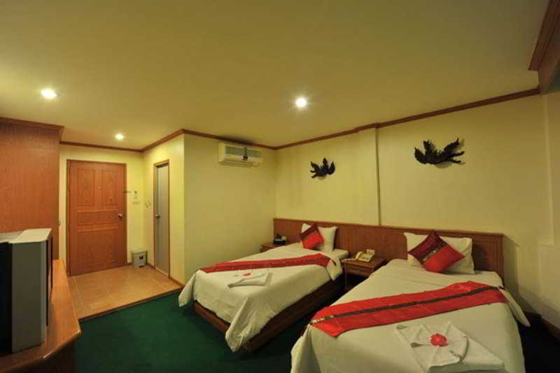 Pl Guesthouse Patong Extérieur photo